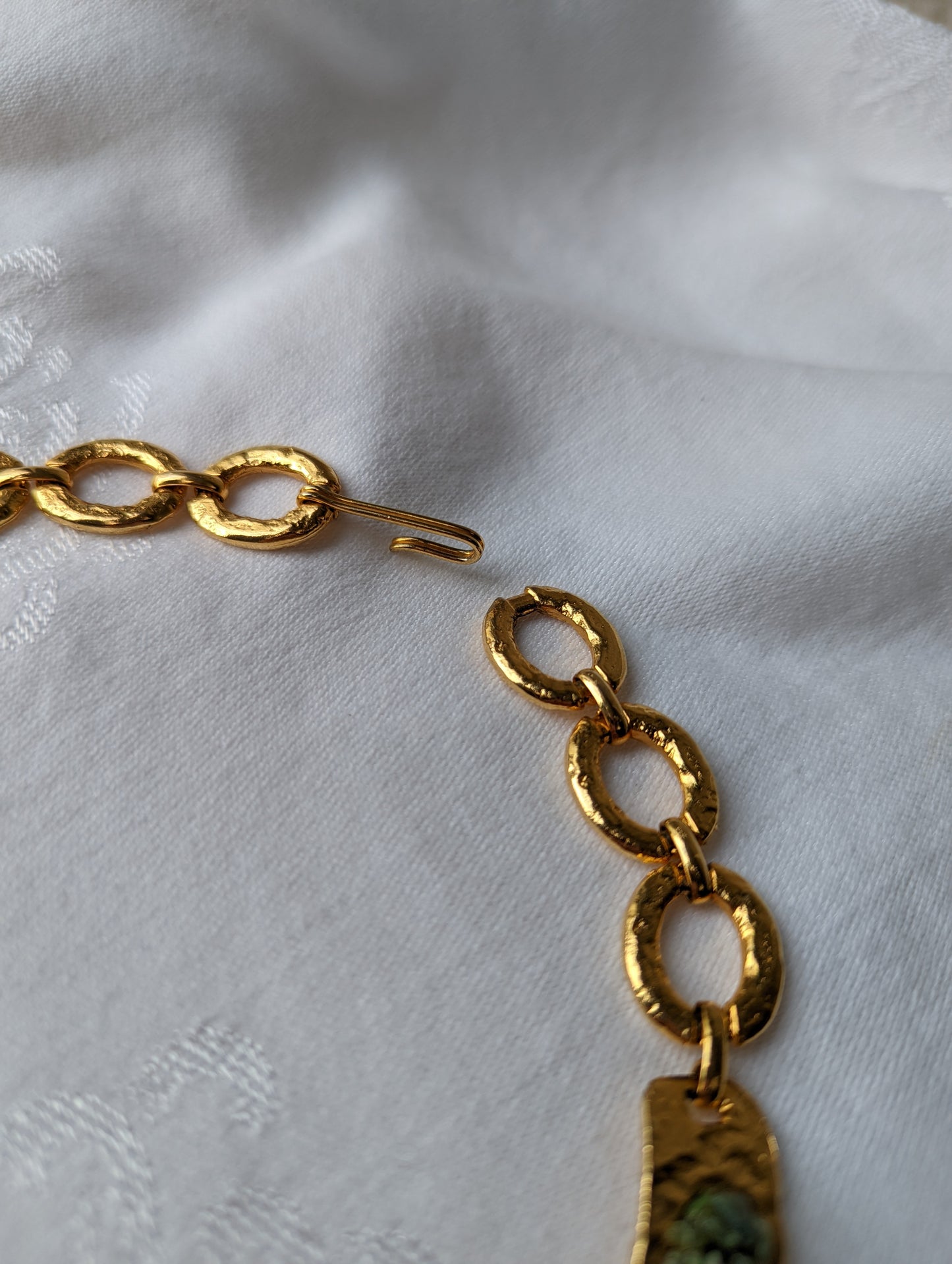 70s Hammered Gold Jade Chunk Statement Necklace