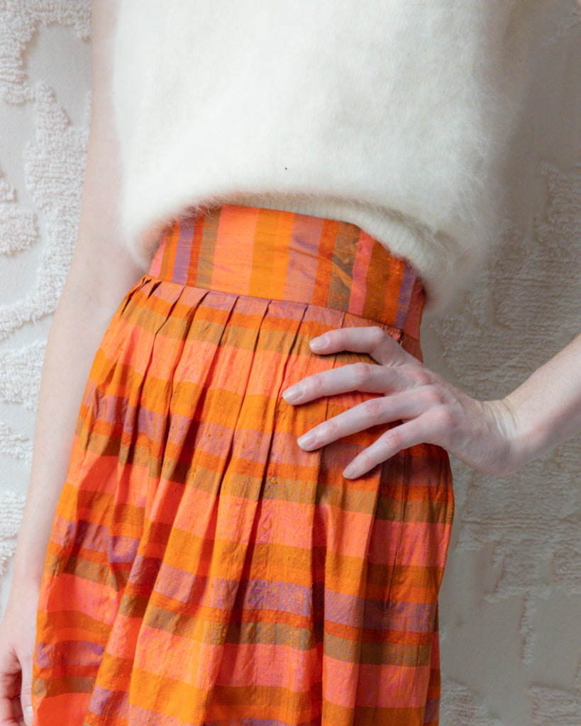 Striped top 80s skirt
